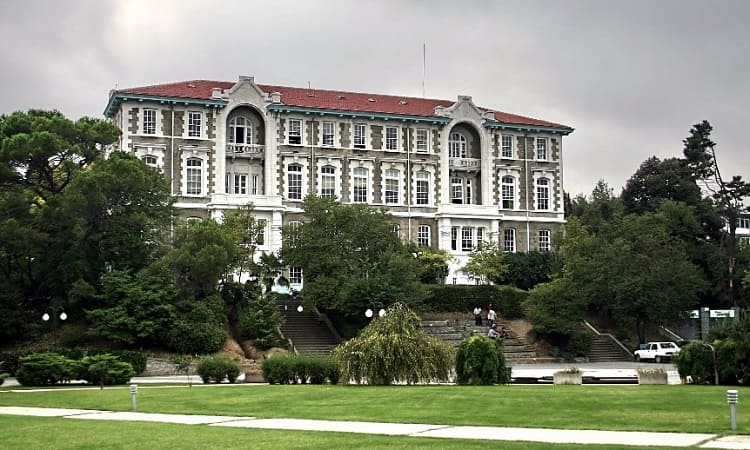 شرایط تحصیل در دانشگاه‌های ترکیه